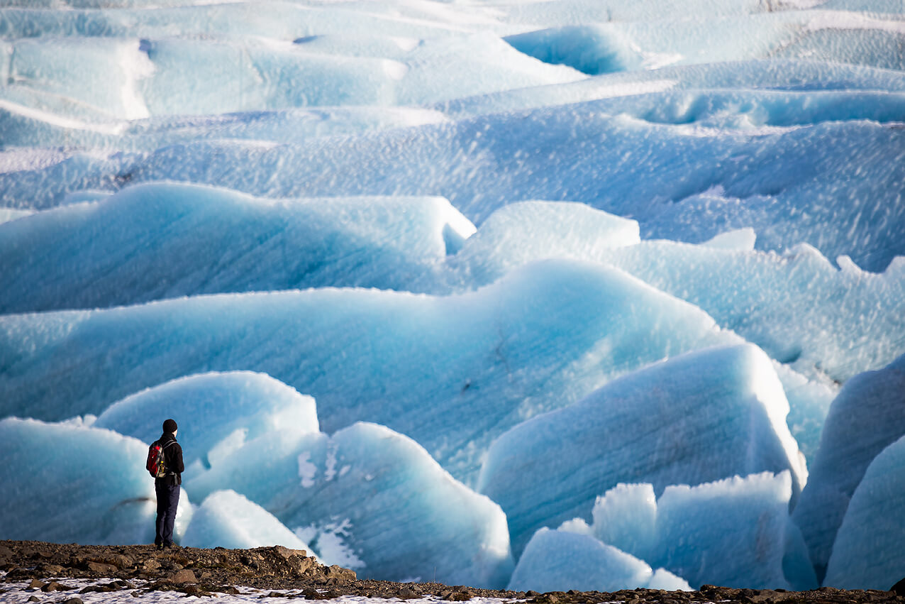 Mit langer Brennweite fotografiert: der Gletscher Vatnajökull