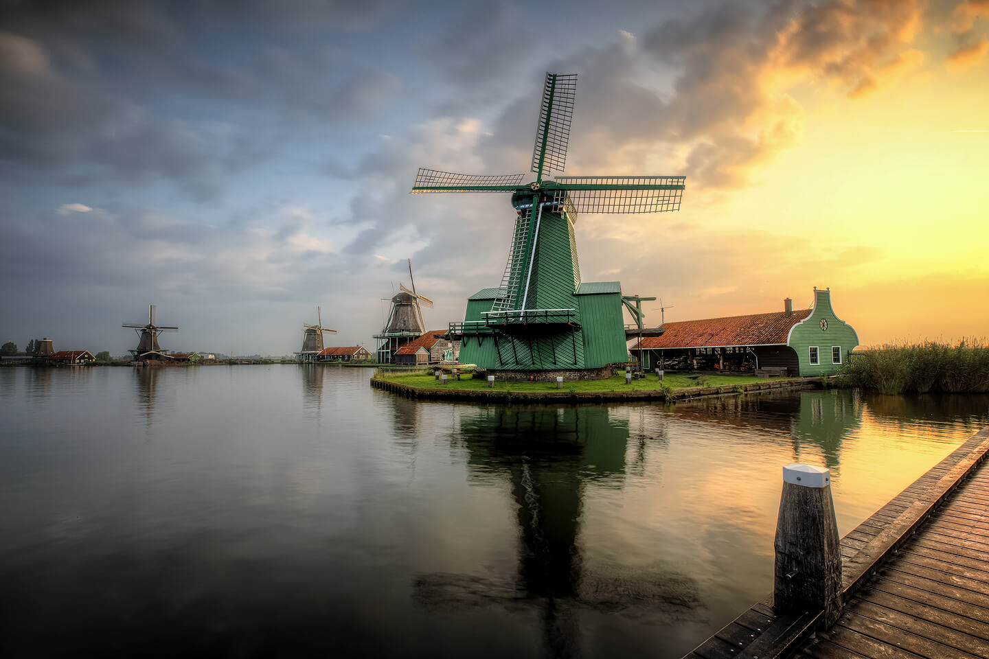 HDR-Aufnahme der Windmühlen von Zaanse Schans – entstanden bei einer freien Arbeit