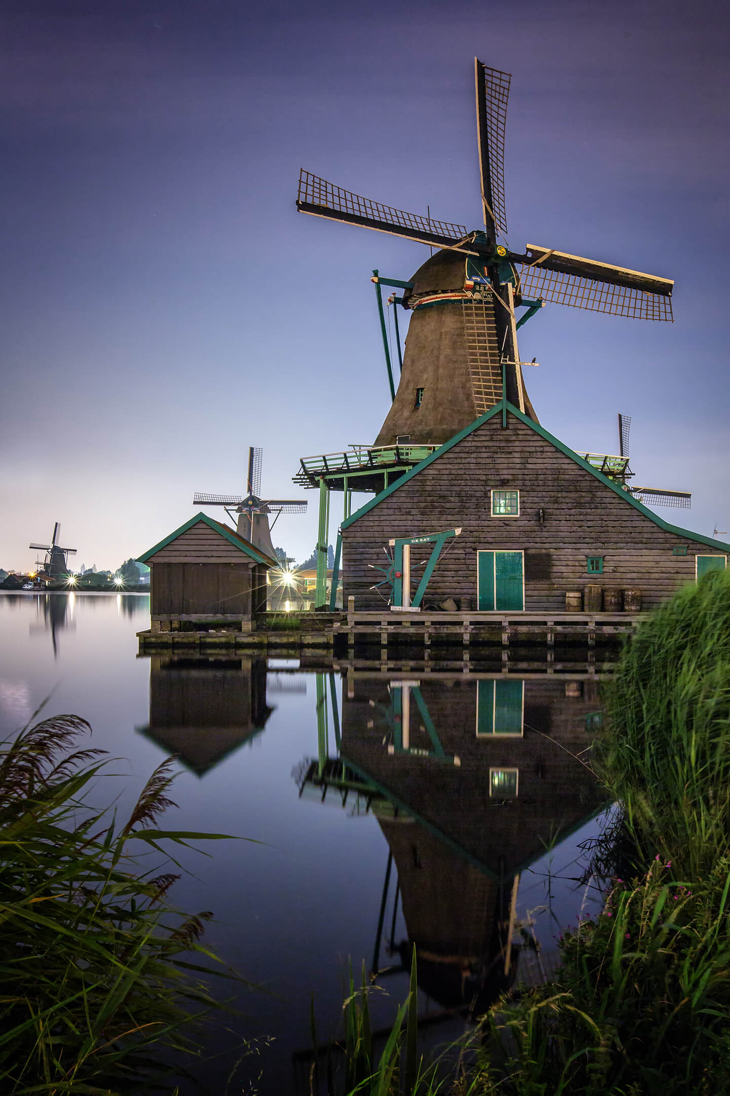 Nachtaufnahme Windmühlen in Holland