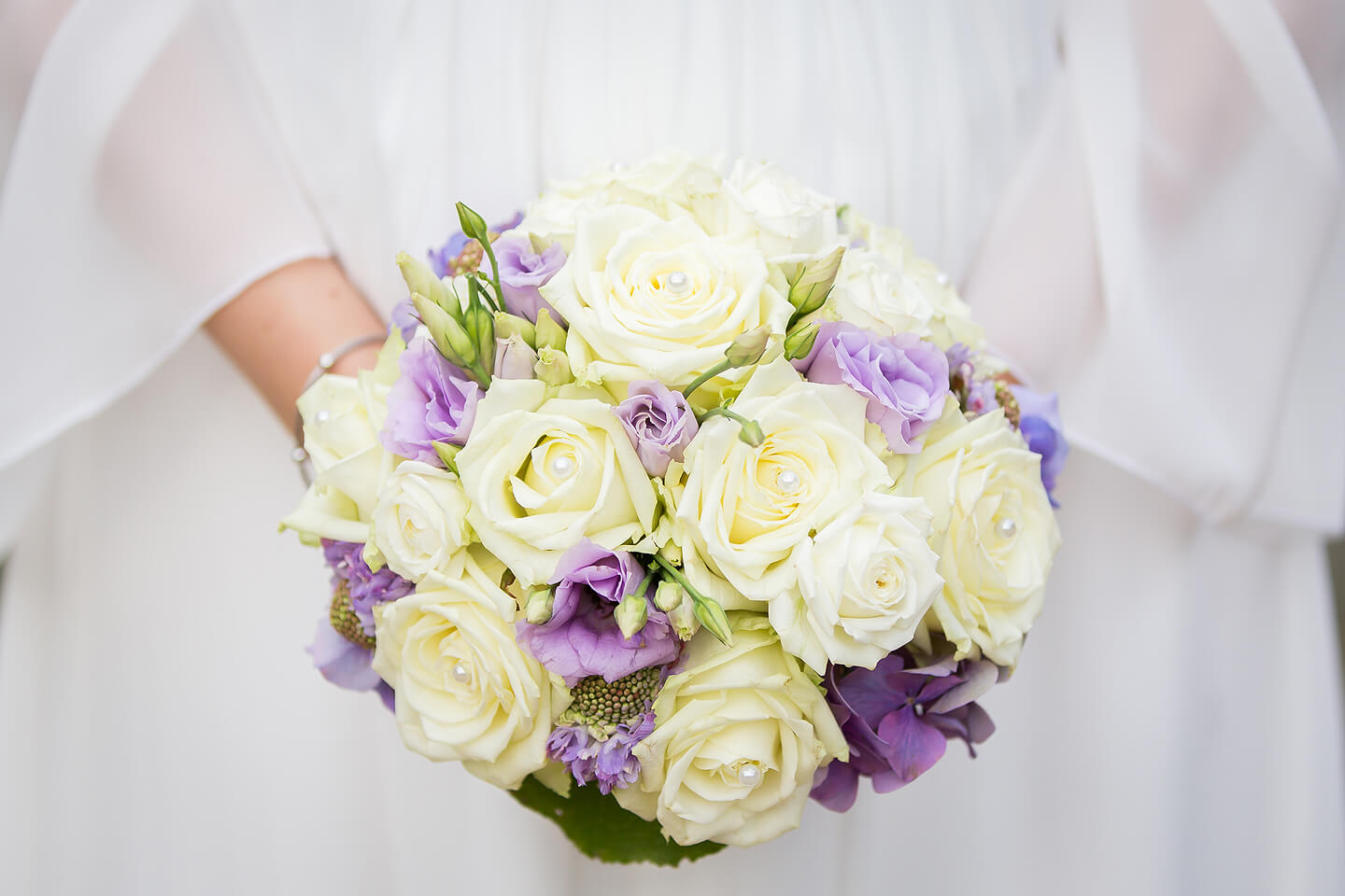 Brautsrauss während der Hochzeitsreportage fotografiert