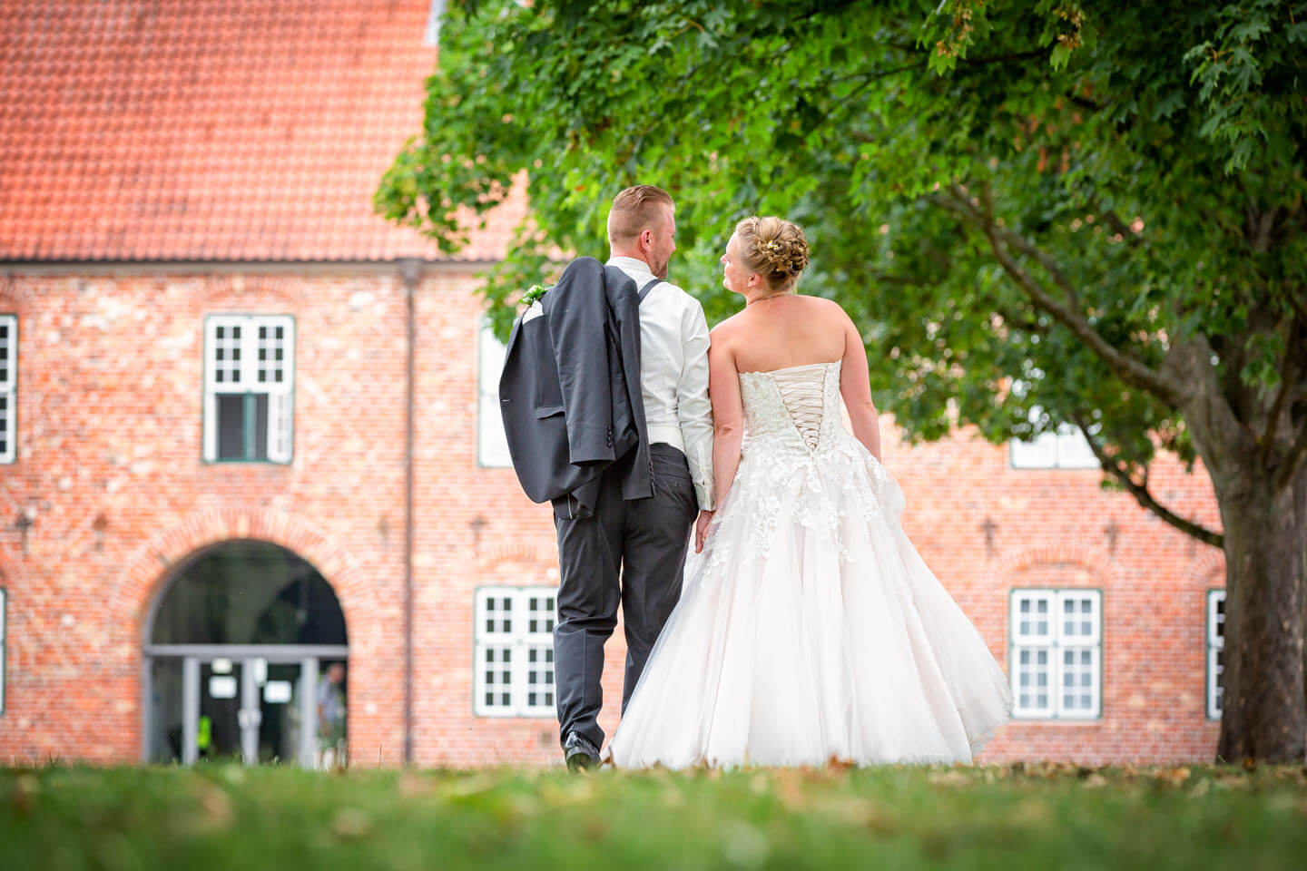 Hochzeitspaar im Kurpark Bad Bramstedt