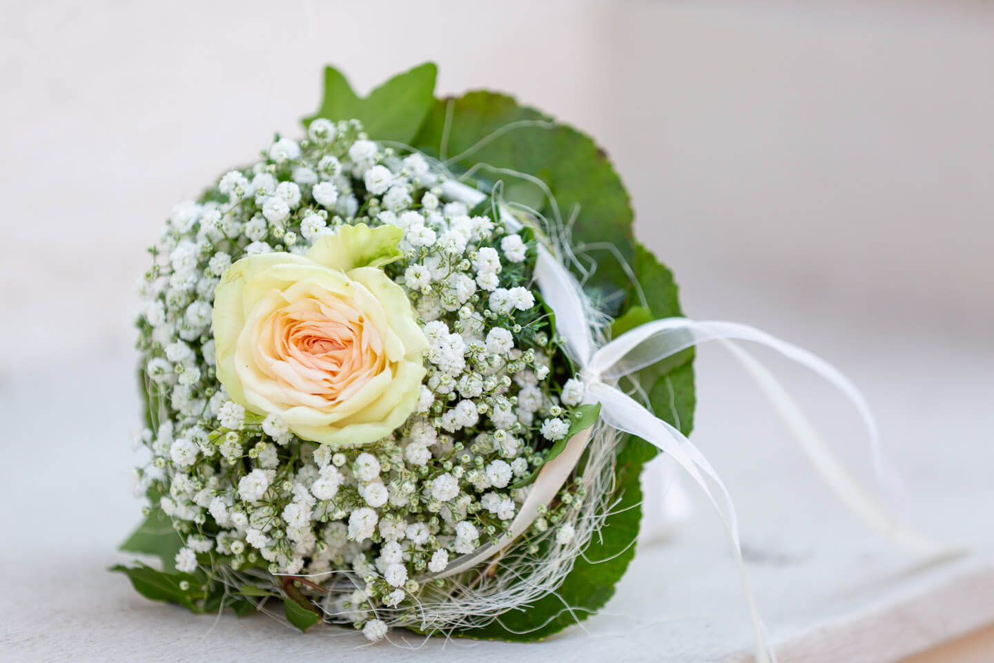 Kleiner Brauststrauss für das Standesamt.