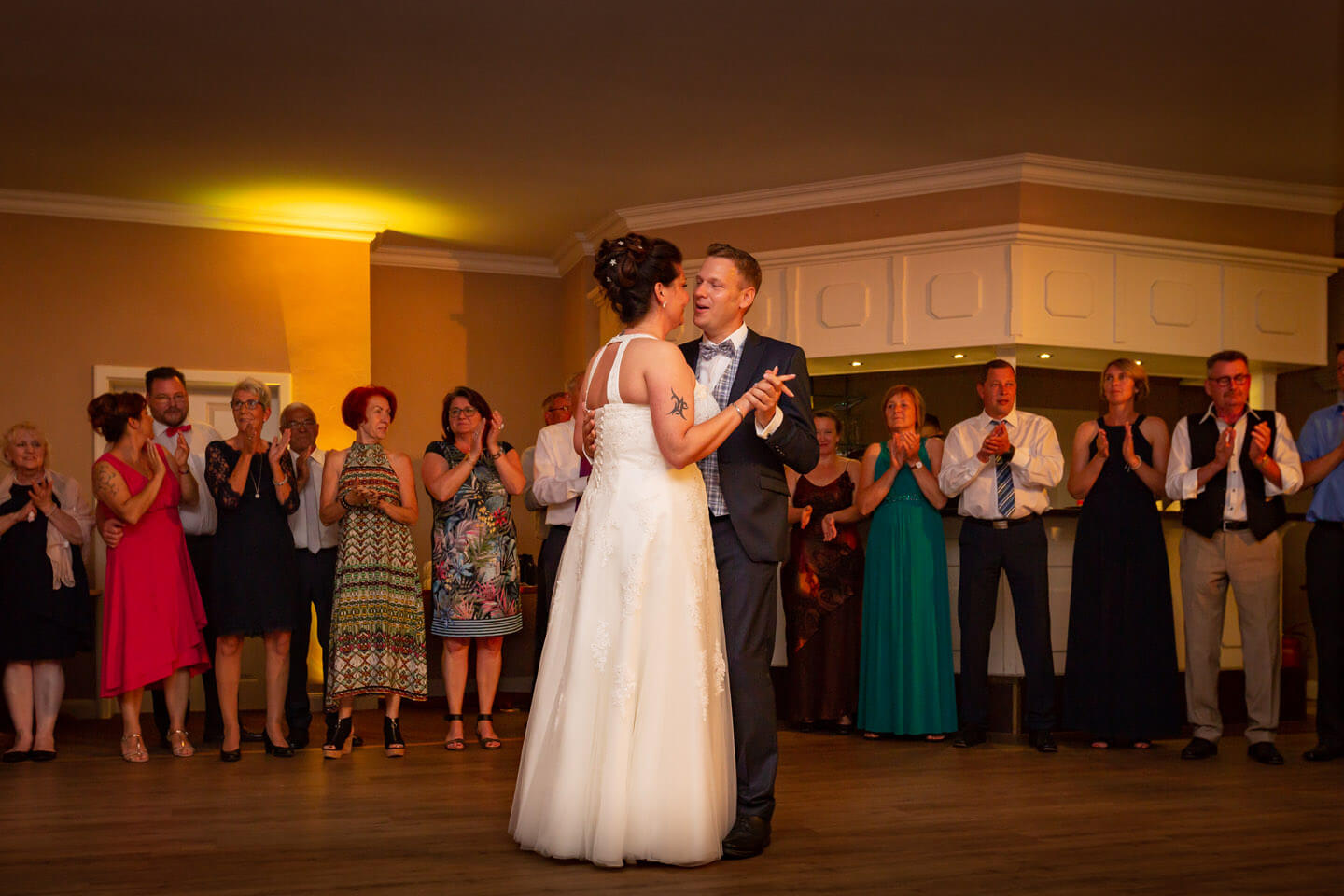 Eroeffnungstanz des Brautpaars