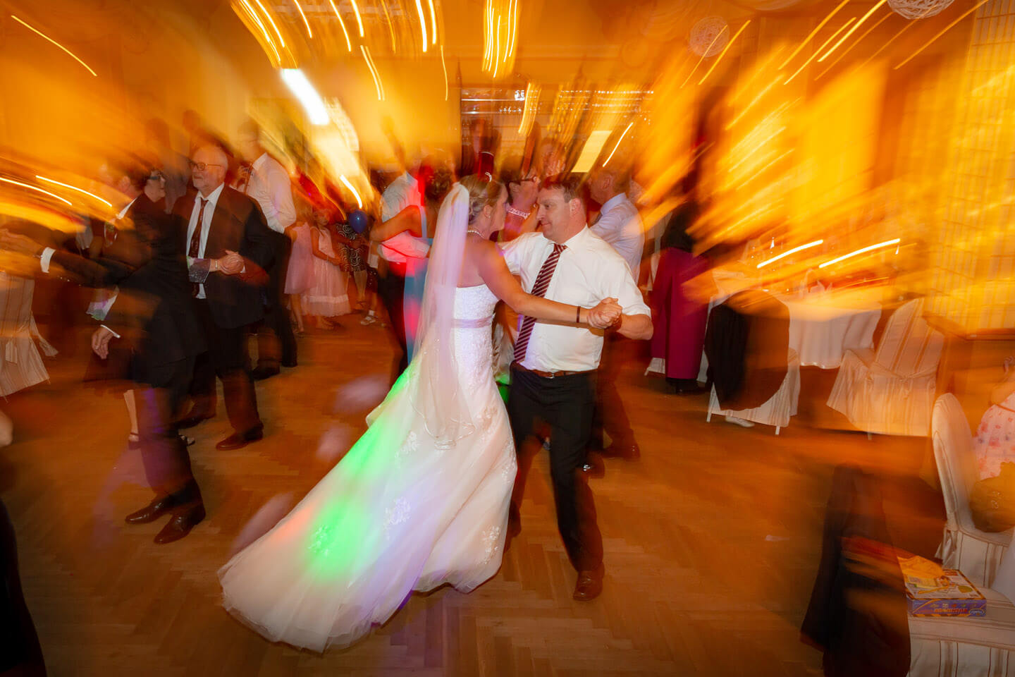 Party auf der Tanzfläche bei einer Hochzeit in Norddeutschland