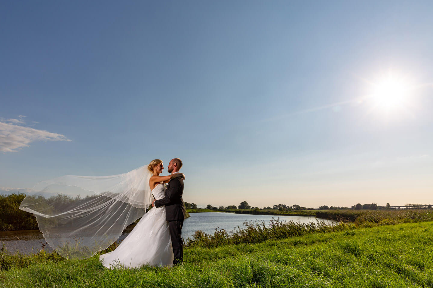 Birte & Leon – Kirchliche Trauung in Wilster