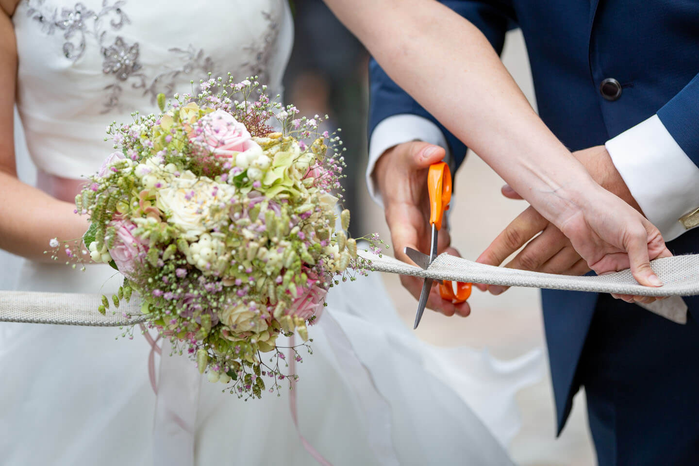 Durchschneiden des Feuerwehrschlauchs - ein alter Brauch