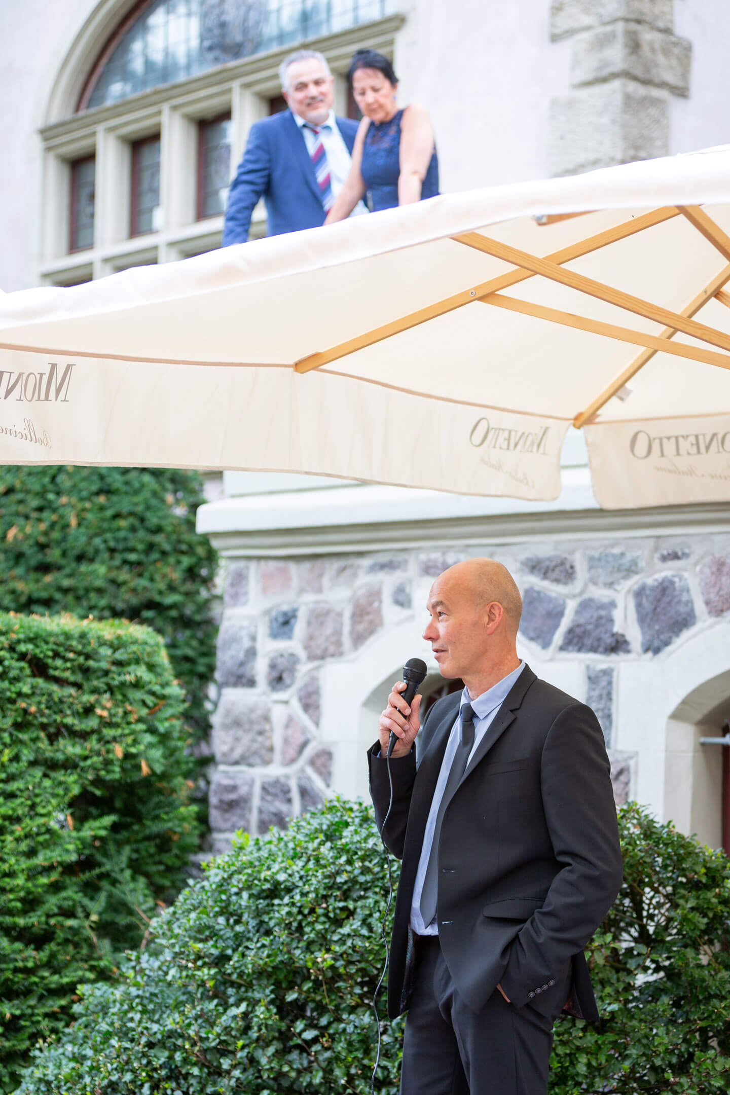 Brautvater hält Rede