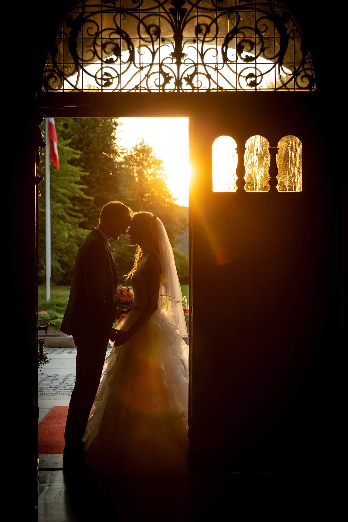 Hochzeit im Schloss Tremsbüttel. Stimmungsvolles Foto von Hochzeitsfotograf Florian Läufer