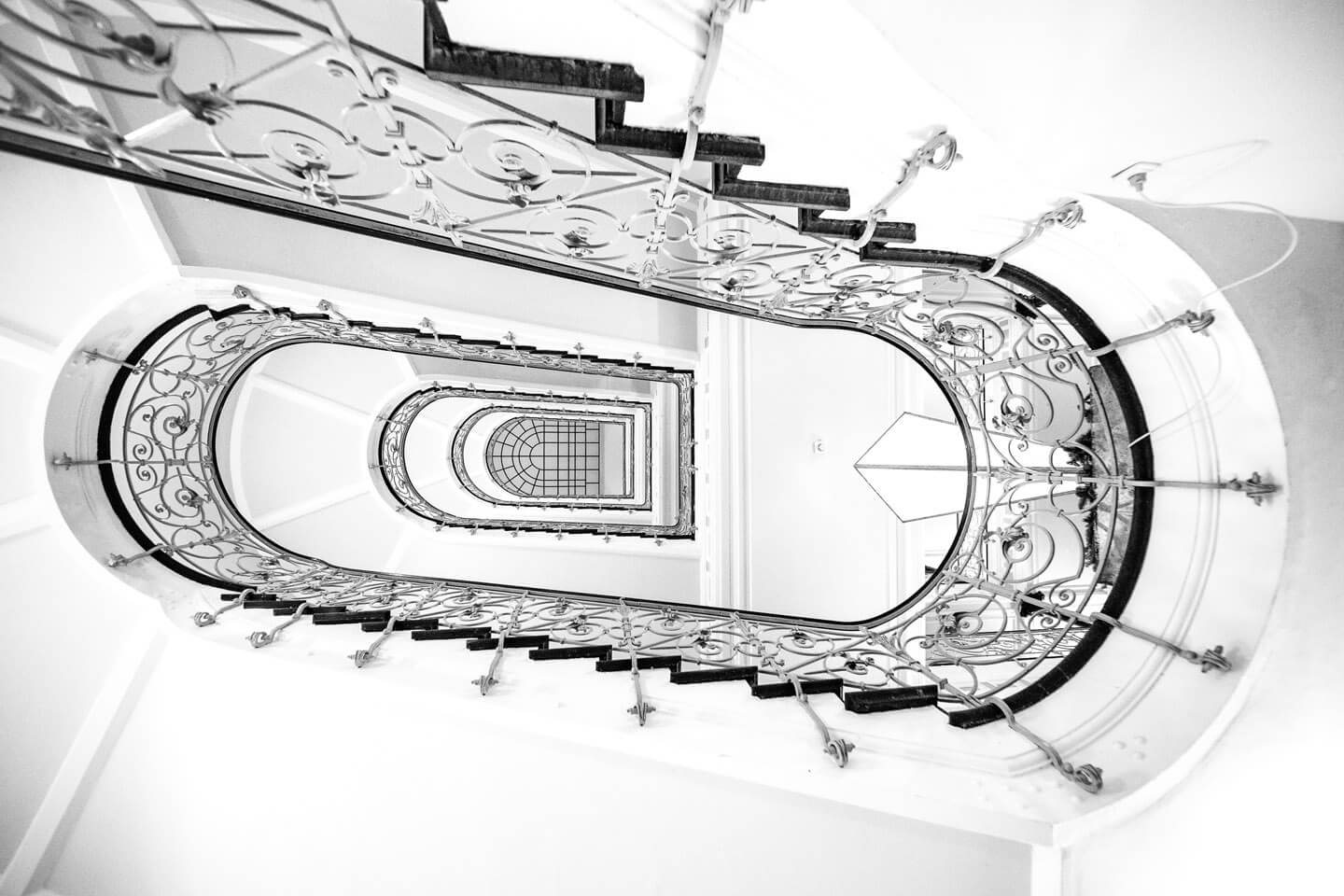 Treppenhaus Laeiszhof, schwarzweiß