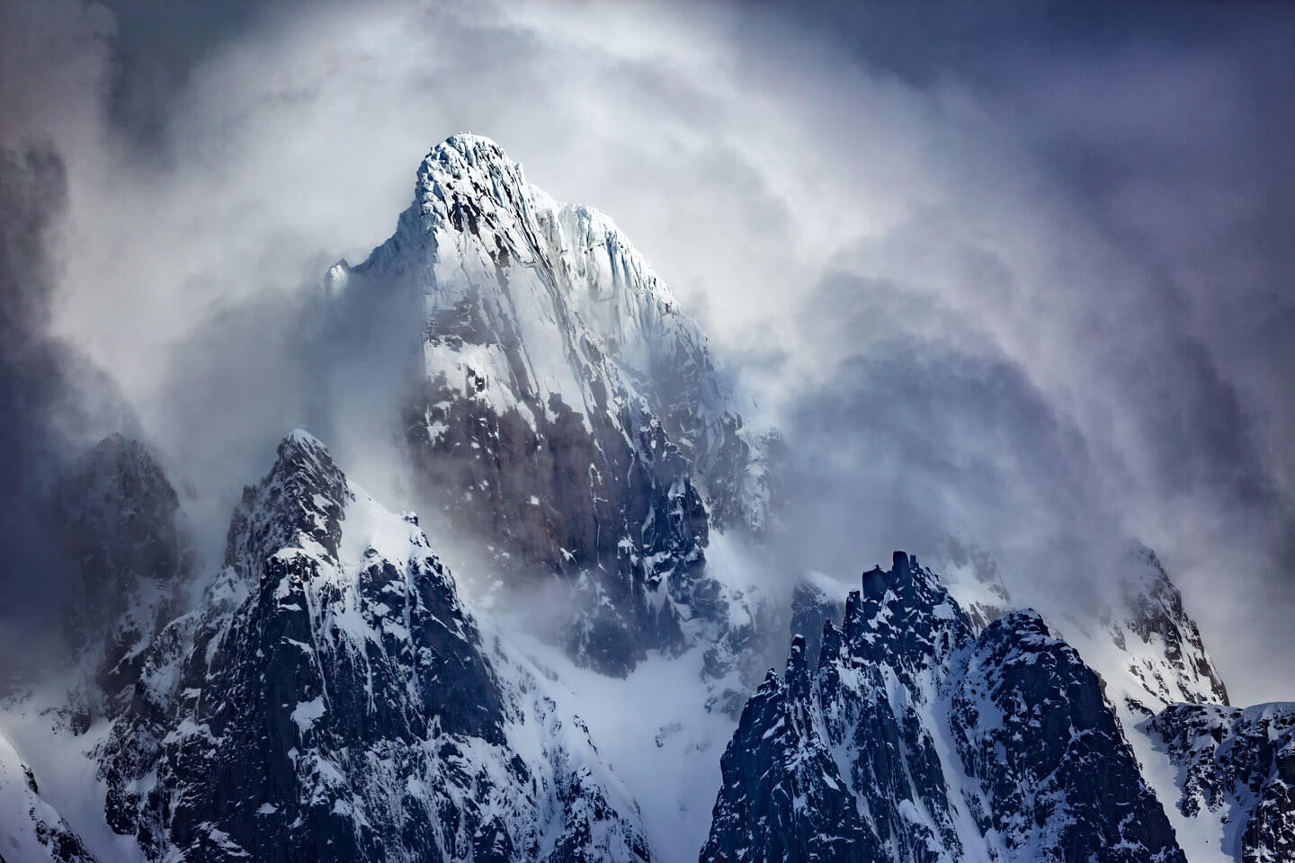 Bergsitzen auf den Lofoten