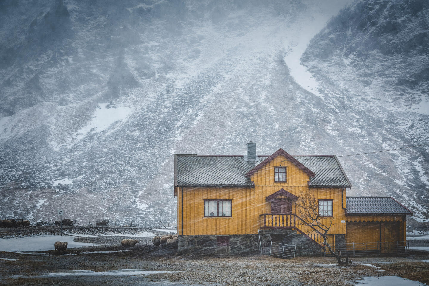 Haus im winterlichen Unstad