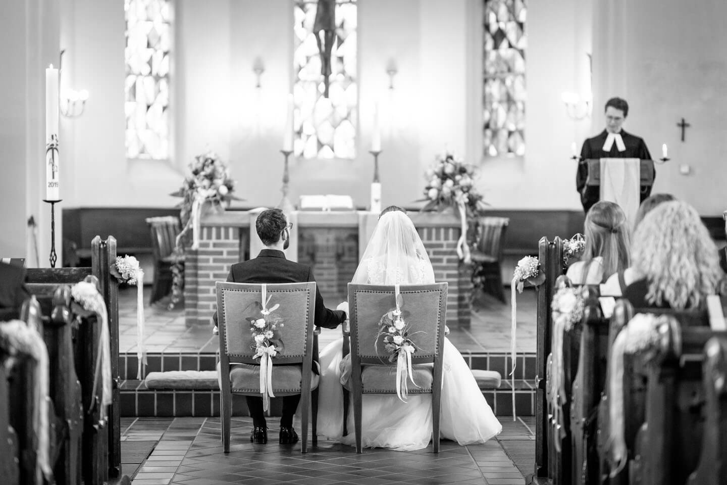 Kirchkiche Trauung in der Sankt Michaeliskirche in Kaltenkirchen