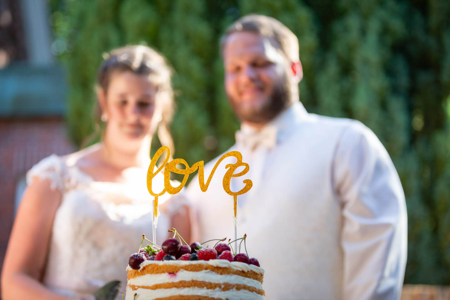 Anschnitt der Hochzeitstorte