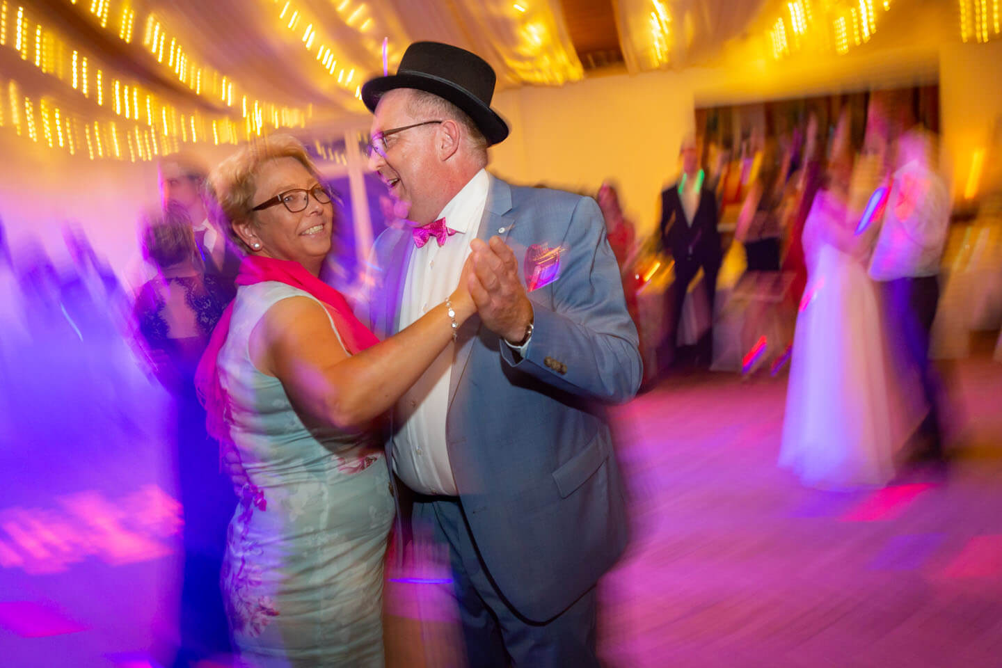 Paar auf der Tanzfläche