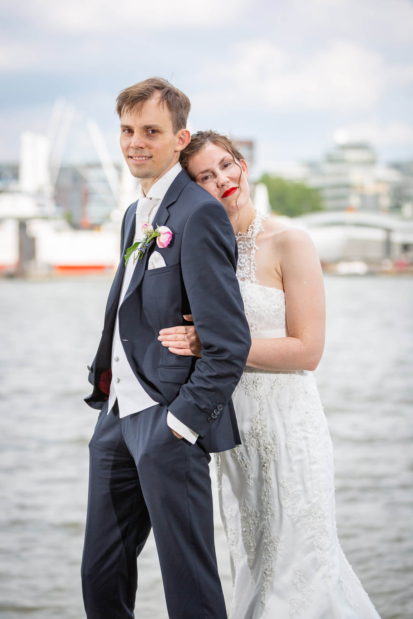 Brautpaar am Hamburger Hafen