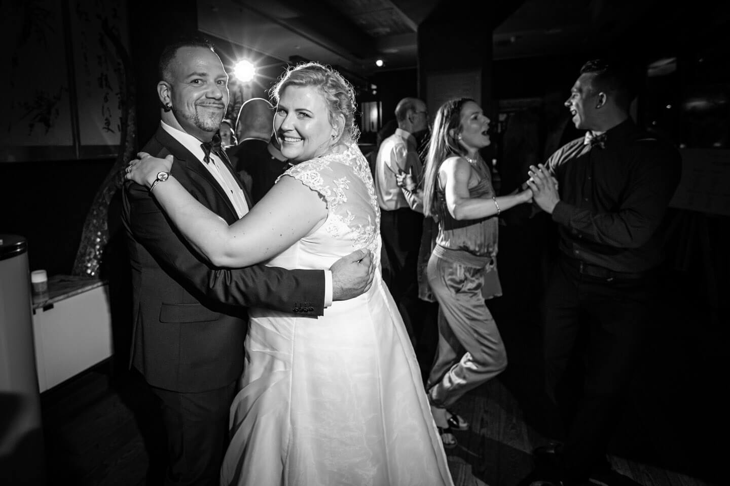 Tanzfläche bei einer Hochzeitsfeier im Au Quai