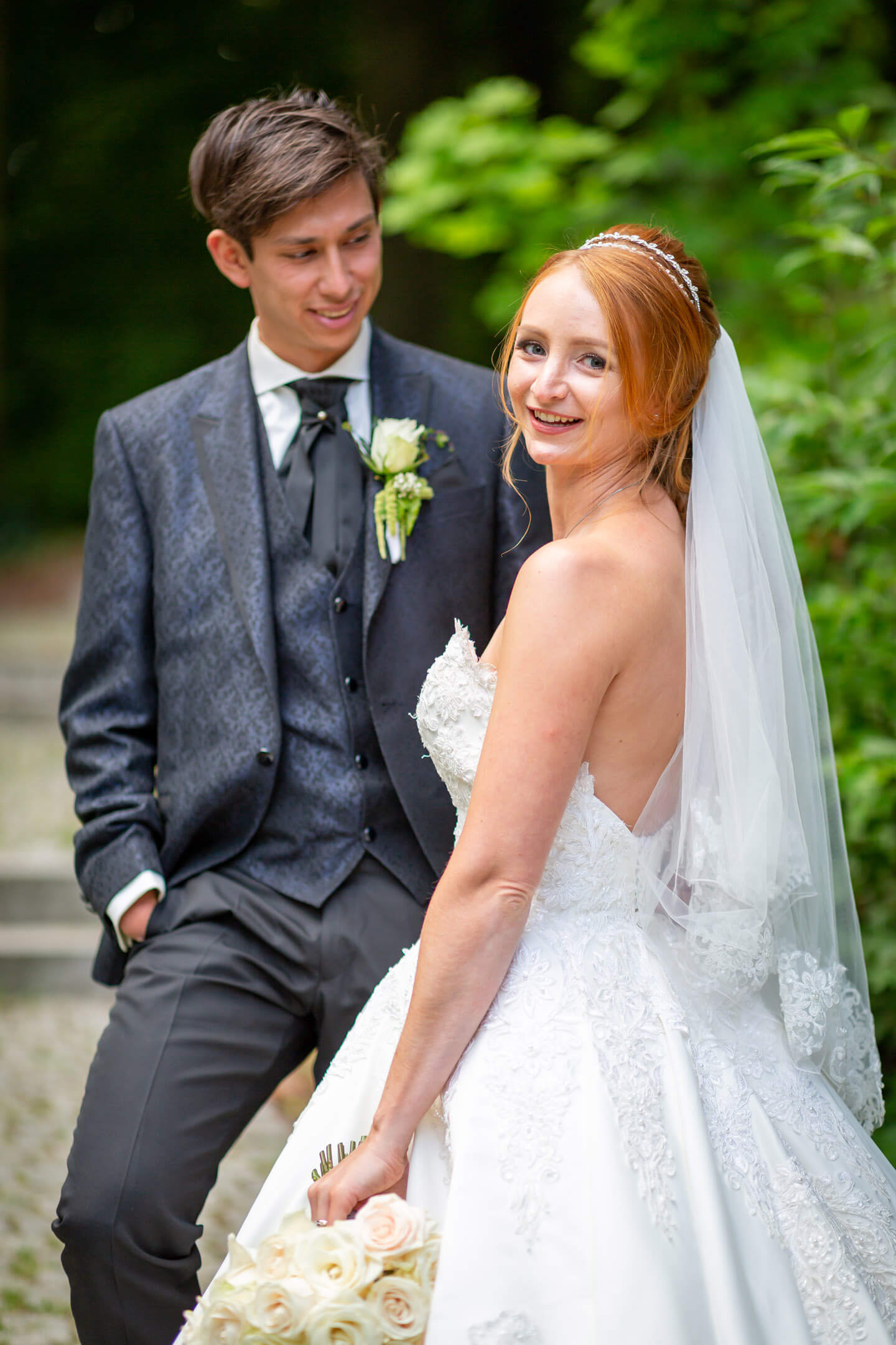 Natürliches Hochzeitsfoto