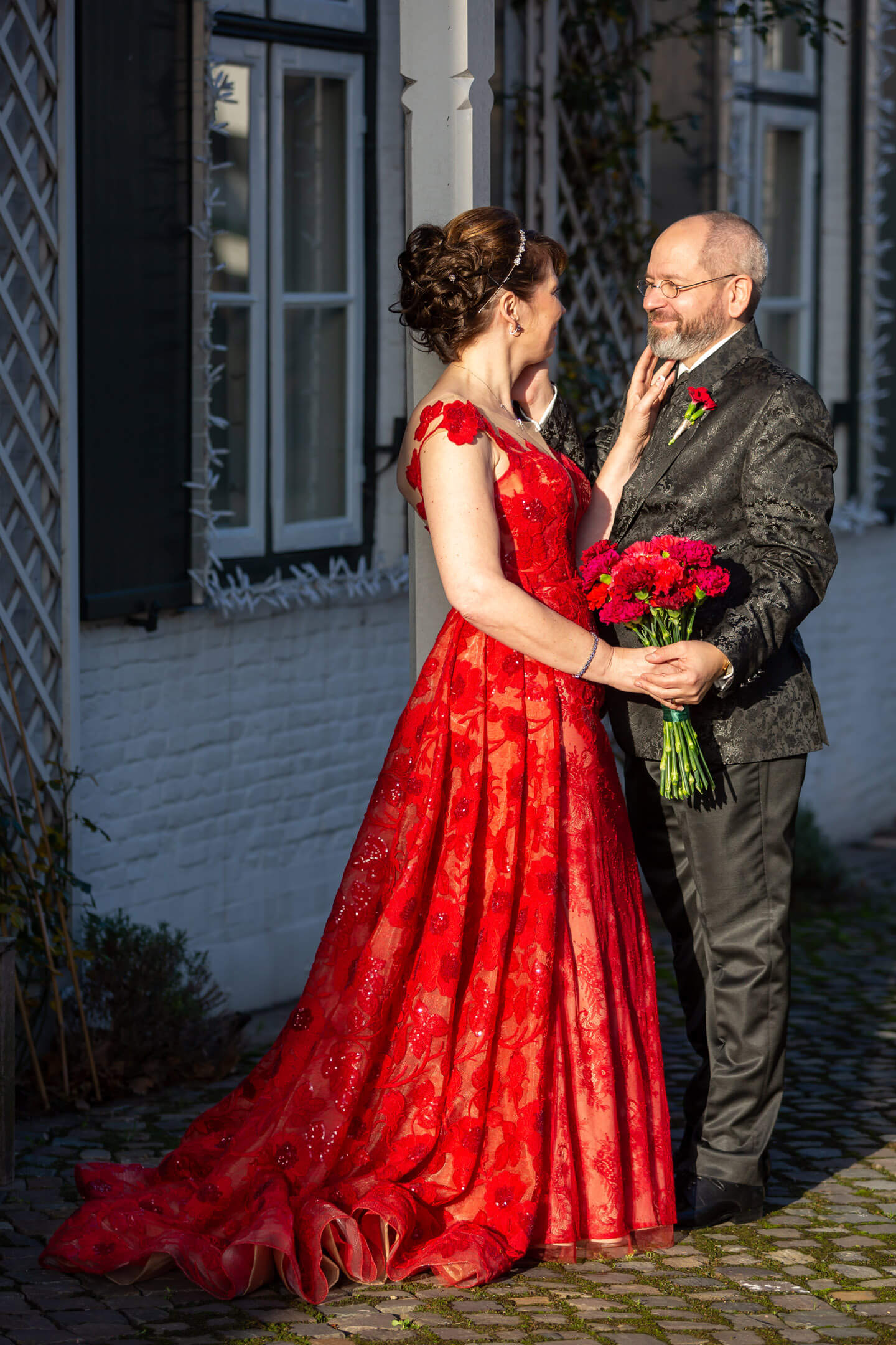 Hochzeitsfoto vor dem Hotel Jacob in Hamburg