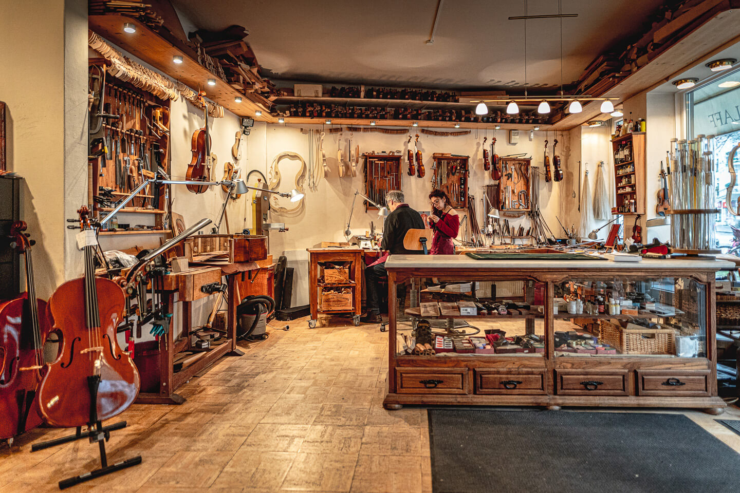Handwerker fotografieren – Geigenbaumeister Stefan Sielaff