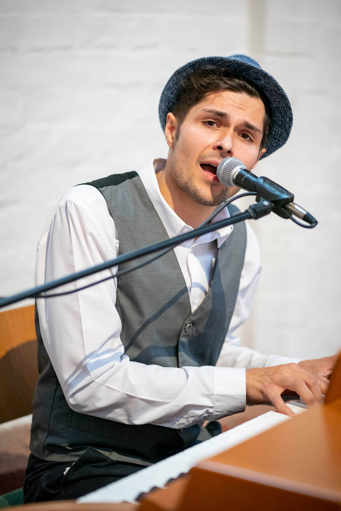Christian Martius singt in der Petri Kirche in Buxtehude