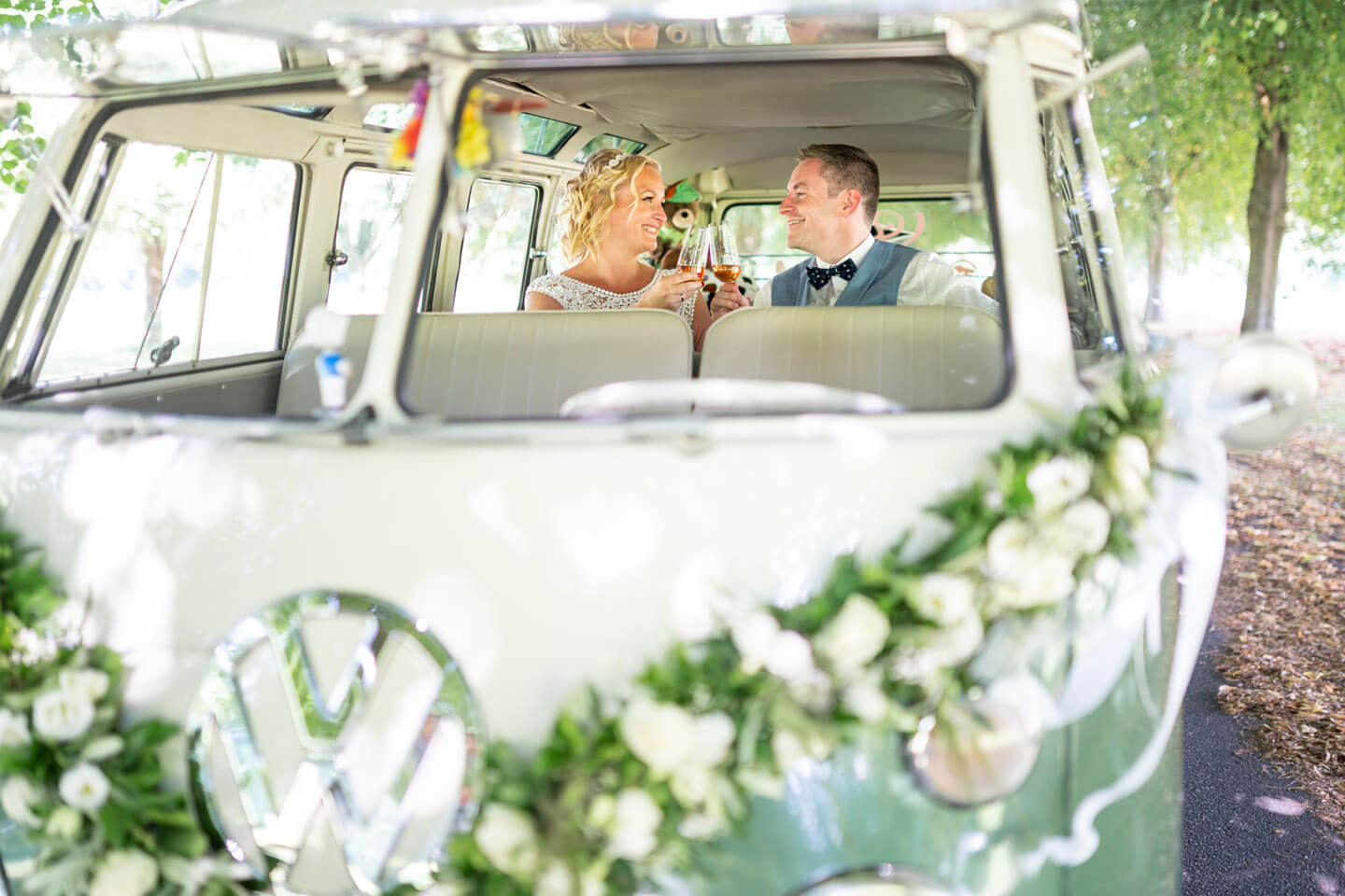 Madeleine & Alex – Hochzeitsfeier im Goldschätzchen