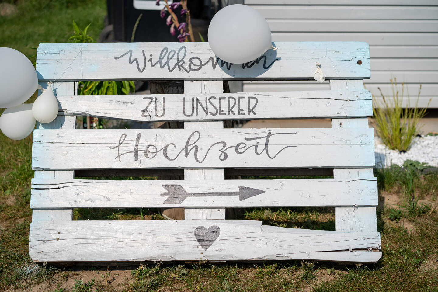 Willkommensgruß zur Gartenhochzeit