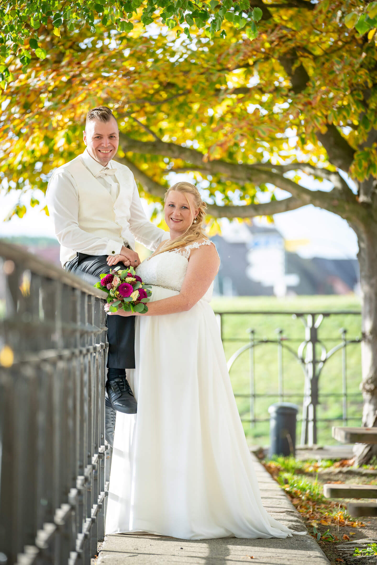 Hochzeitsfotos am Zollenspieker Fährhaus im Herbst
