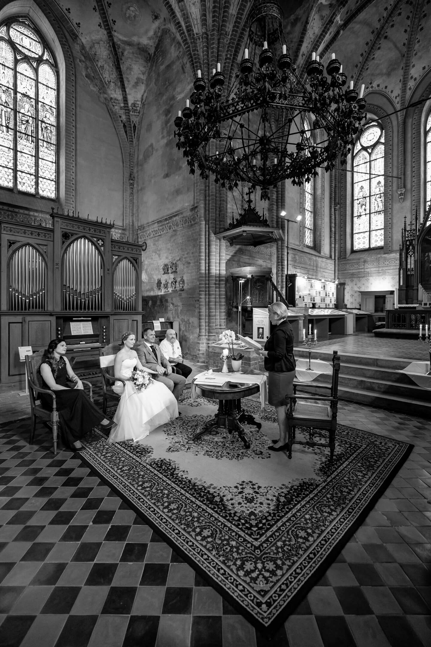 Heiraten im Kloster Malchow. Fotograf: Florian Läufer