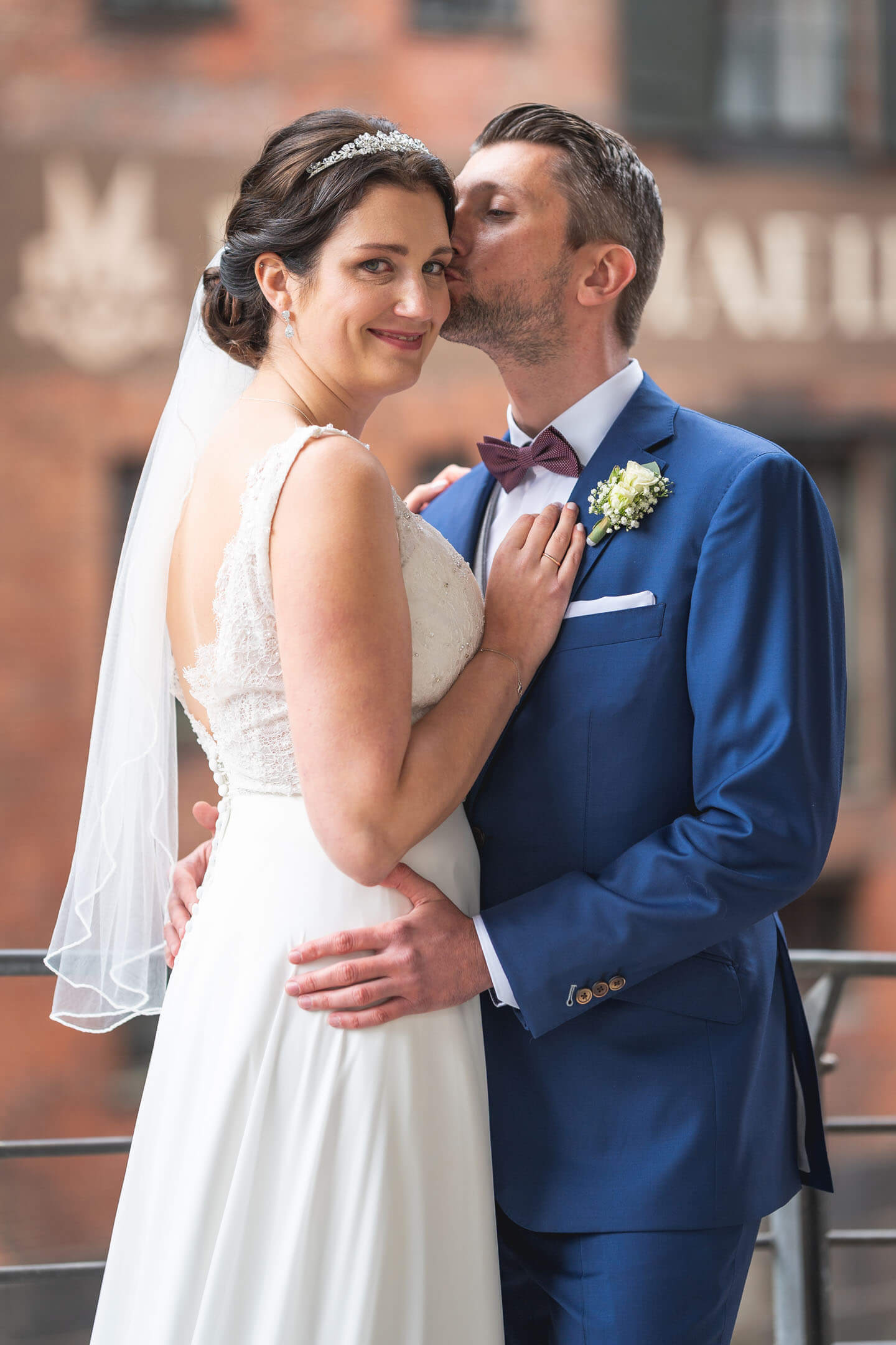 Hochzeitsfoto in der Hamburger Innenstadt.