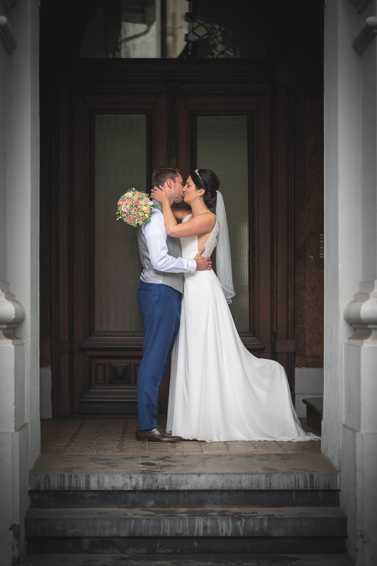 Brautpaarshooting bei Regen