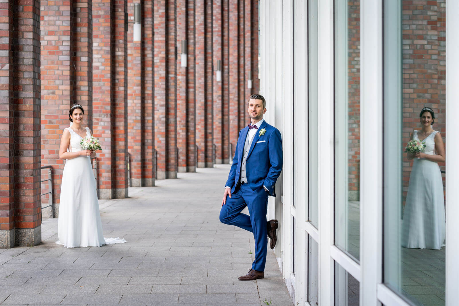 Caro & Lukas – Hochzeit im kleinen Michel Hamburg