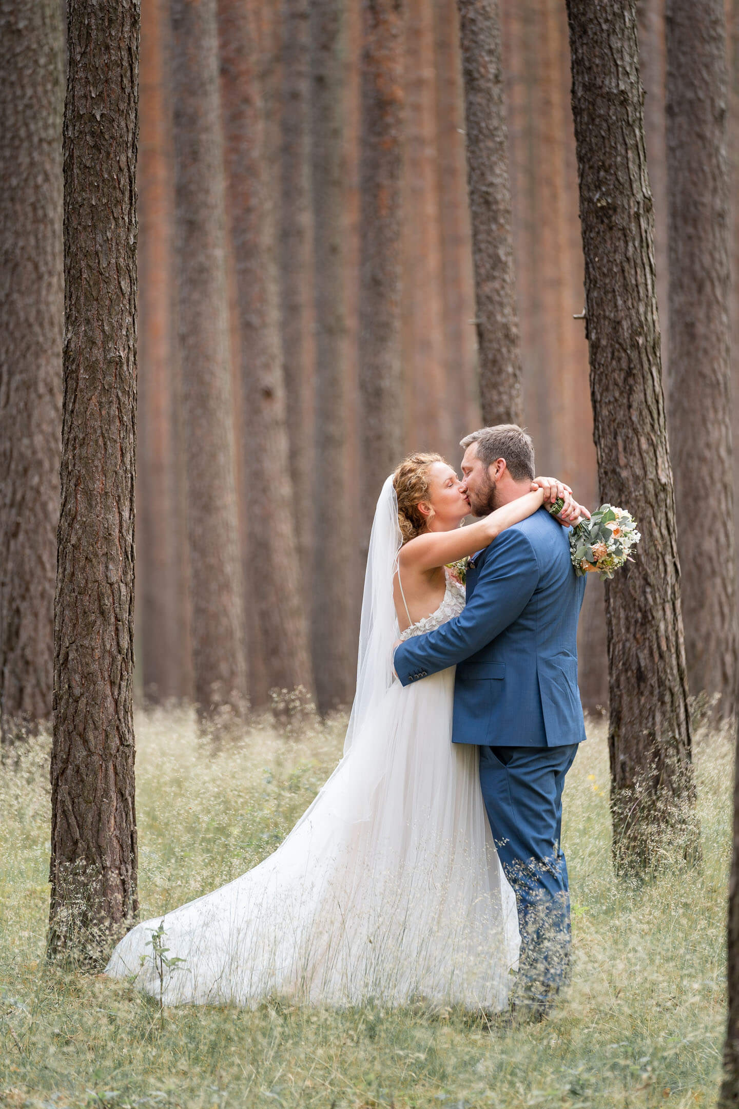 Brautpaarshooting im Wald