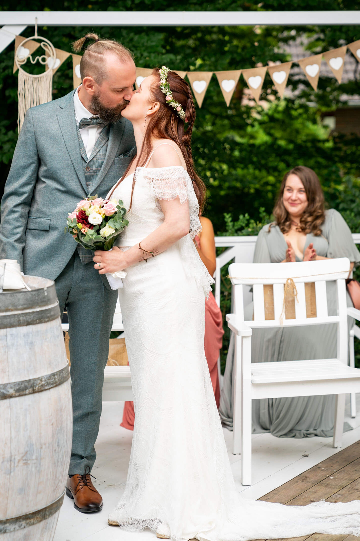 Vermählungskuss fotografieren