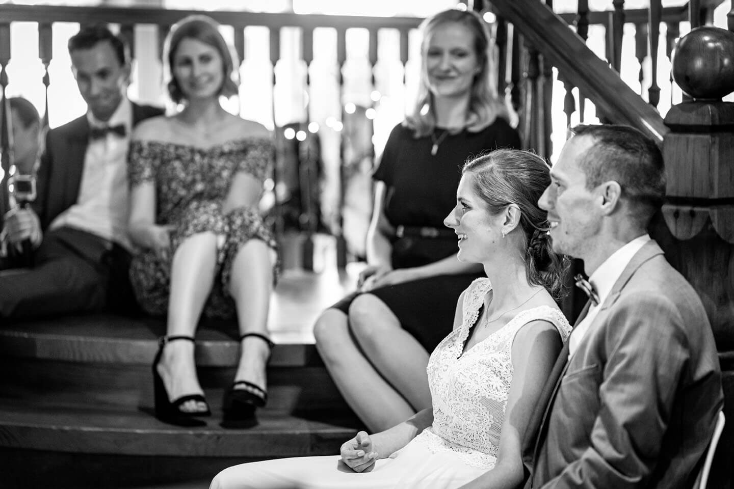 Brautpaar mit Trauzeugen bei Papas Rede