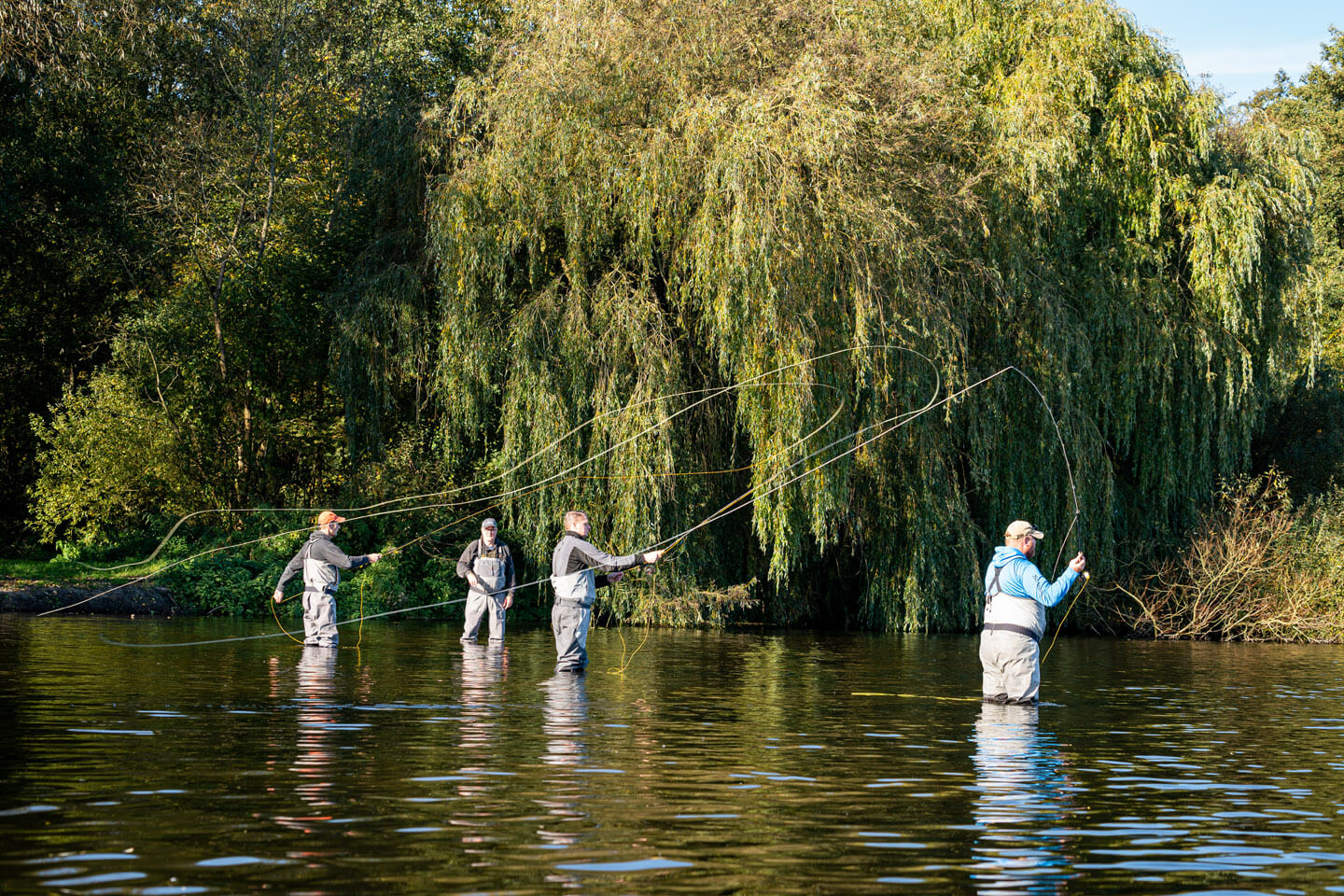 Fliegenfischen lernen in kleinen Gruppen