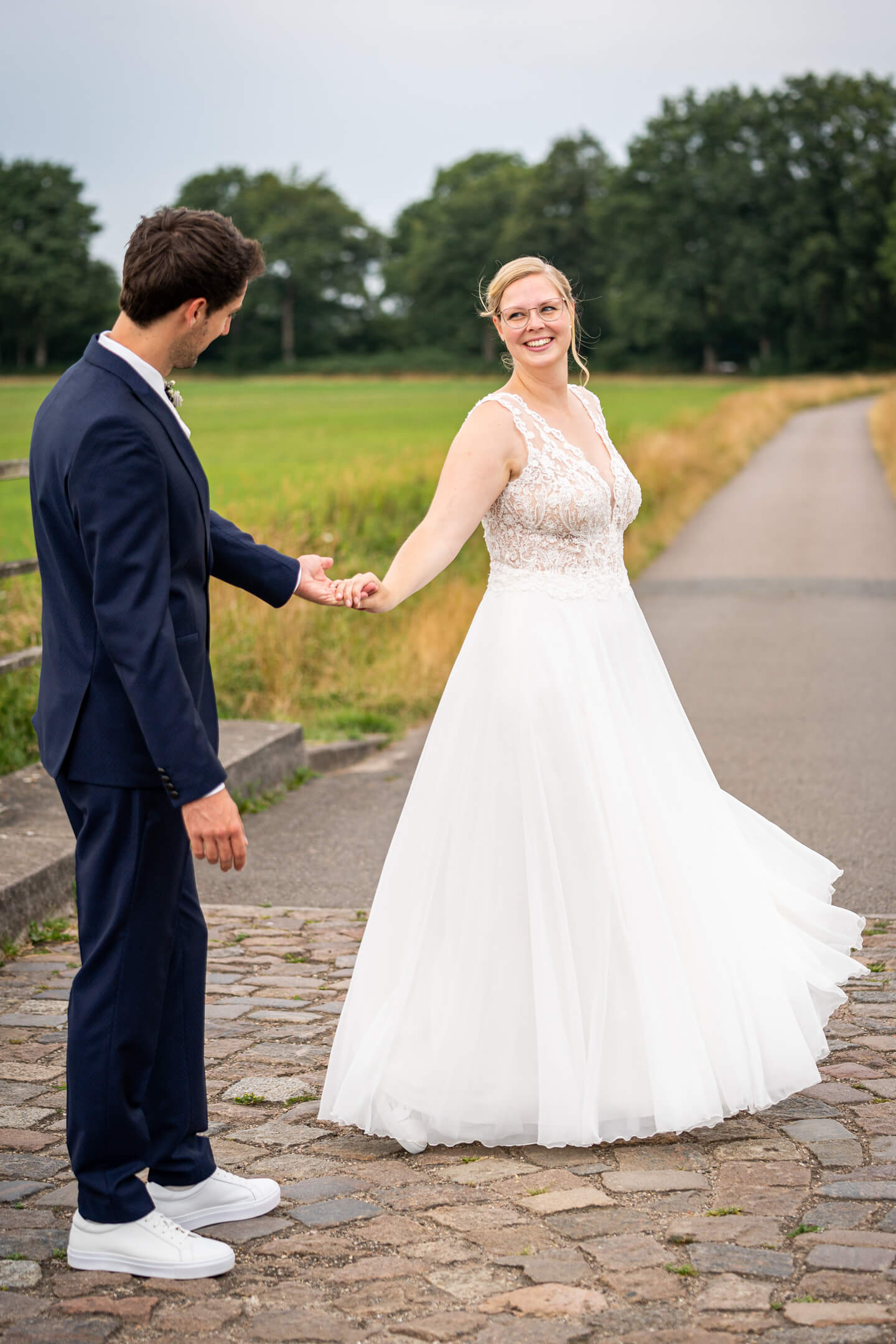 Brautpaar beim First Look.