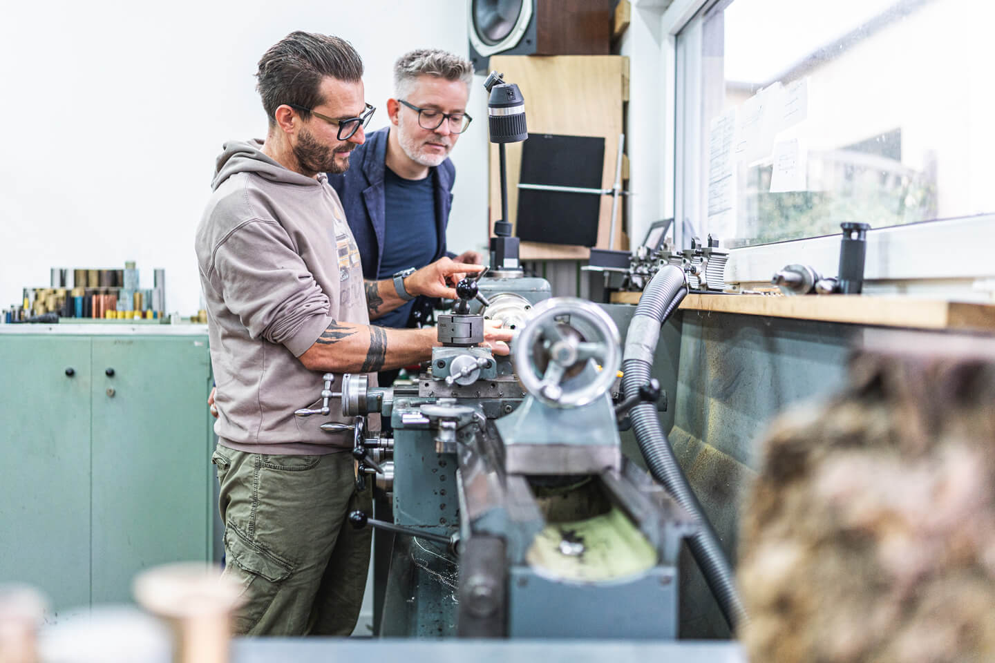 Handwerk fotografieren in der Atelier-Werkstatt von Frank Pressentin.