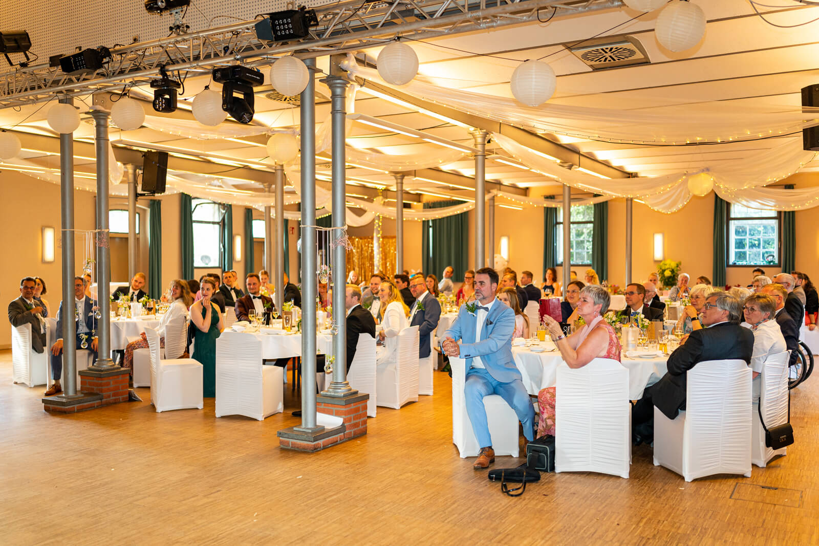 Hochzeitsgesellschaft