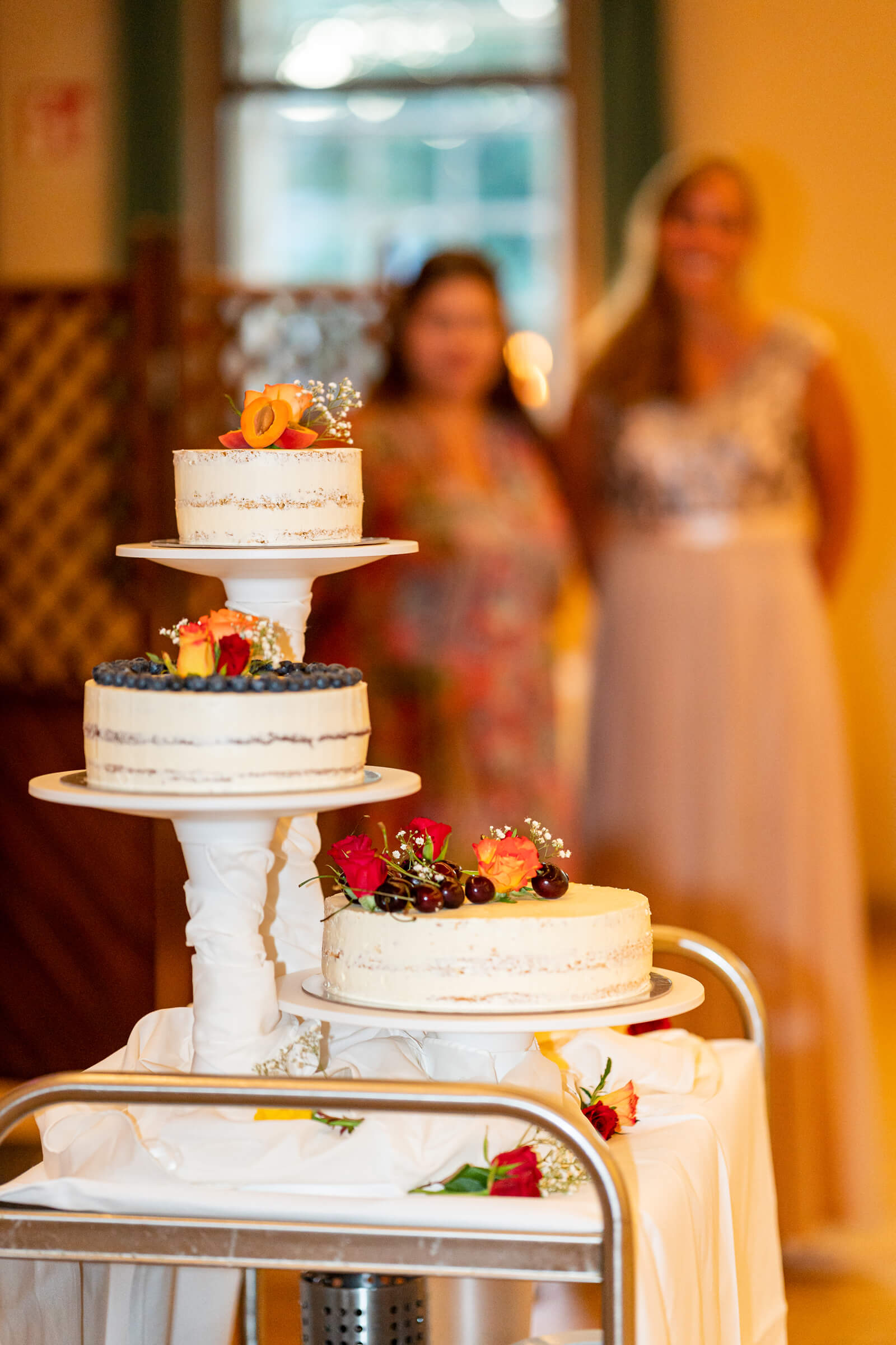 Dreistöckige Hochzeitstorte